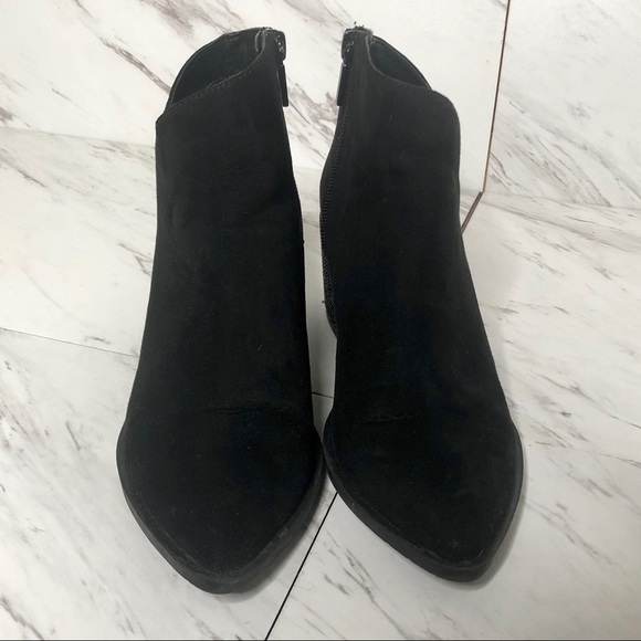 Kenneth Cole Reaction Cue the Music Suede Embellished Block Heel Ankle Bootie 6 - Picture 3 of 8